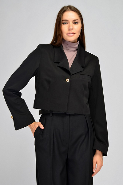 Жакет укороченный черного цвета с длинными рукавами и карманом